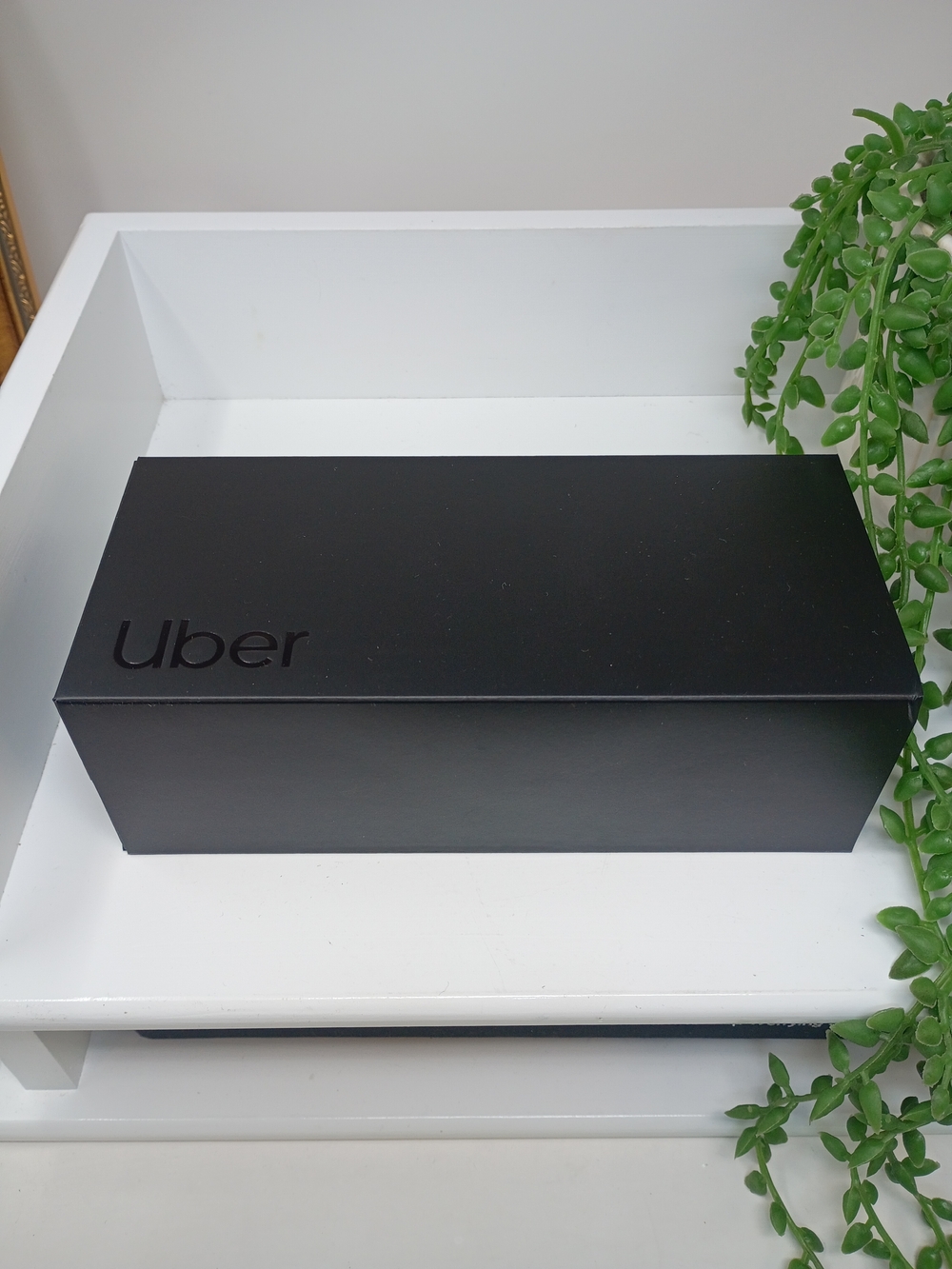 White LED Beacon Sign - Ride-Share Vehicle Light - Picture 8 of 8